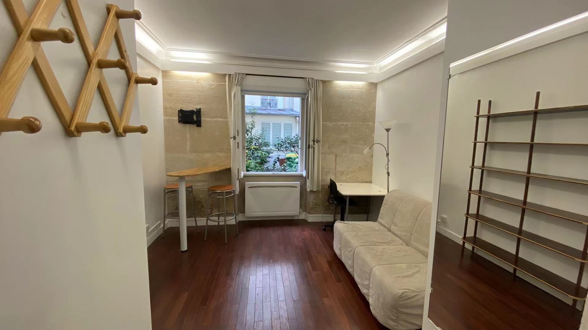 PARIS 5区·24平·studio·有家具·仅长租[法国巴黎租房]