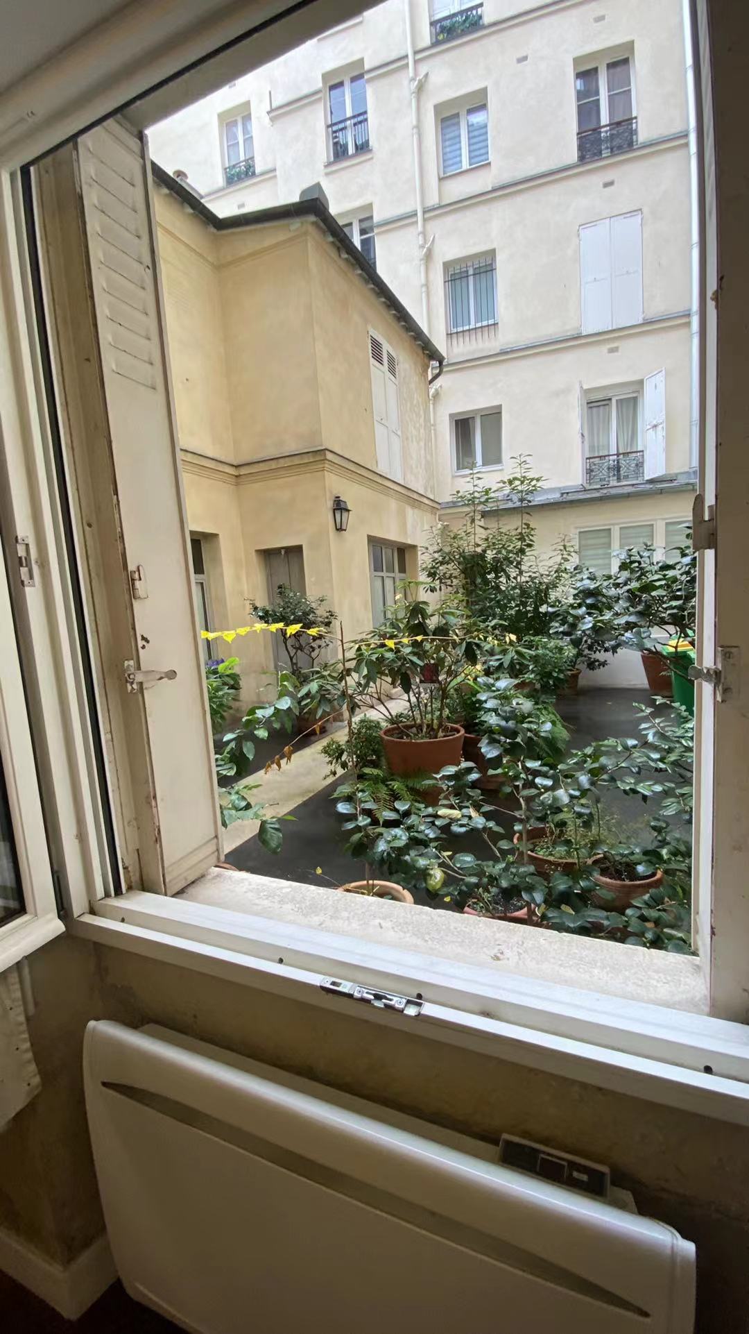 PARIS 5区·24平·studio·有家具·仅长租[法国巴黎租房]