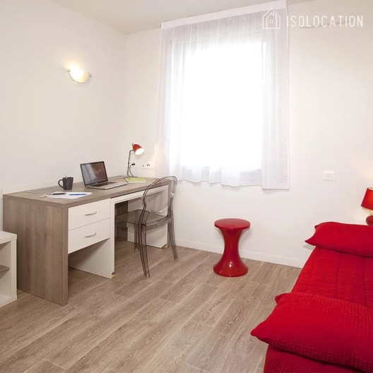 Nanterre Université[Paris Rental]