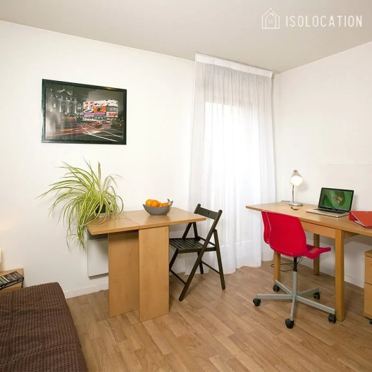 André Désilles[Paris Rental]