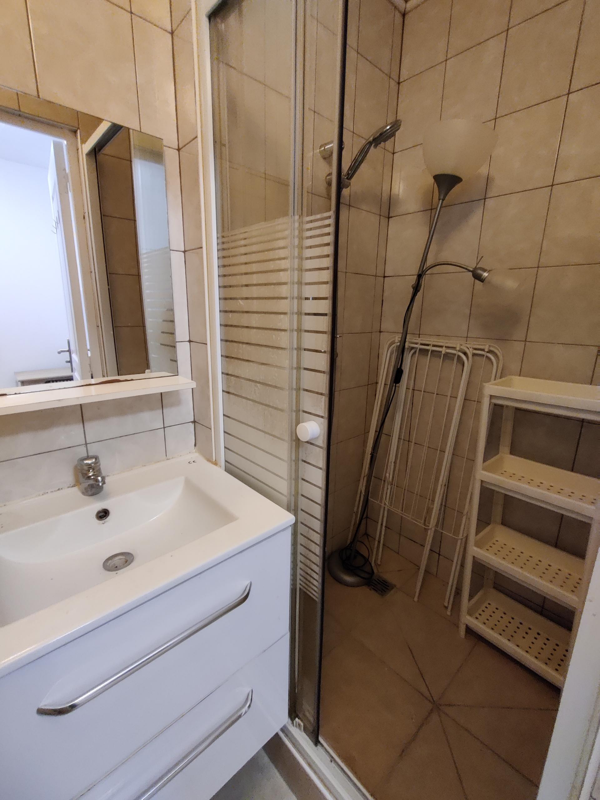 Vitry-sur-Seine 94e·25m²·Studio·Meublé[Location à Paris France]