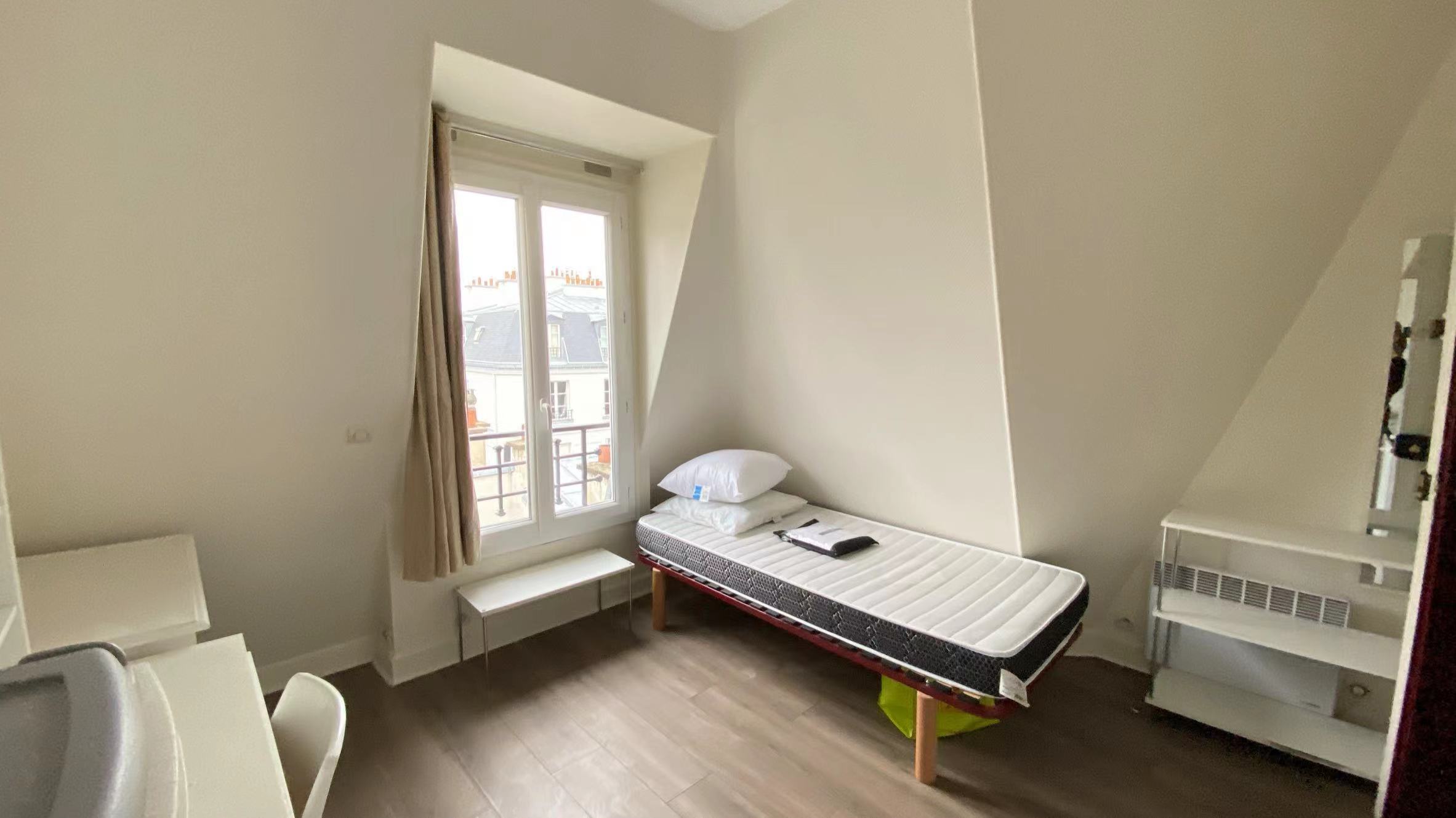 PARIS 6区·14平·studio·家具齐全[法国巴黎租房]