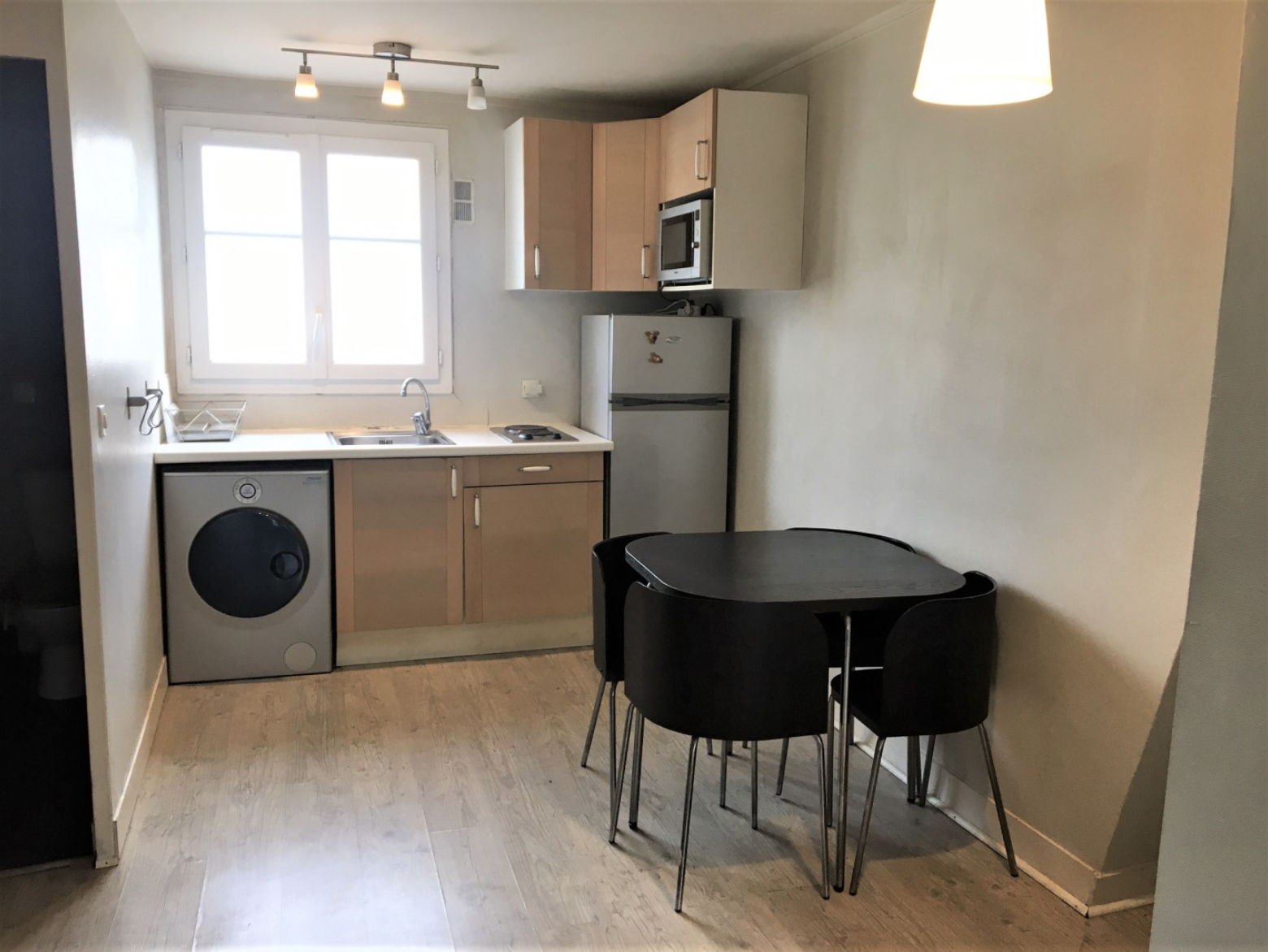 PARIS 3e·28m²·Studio·Meublé[Location à Paris France]