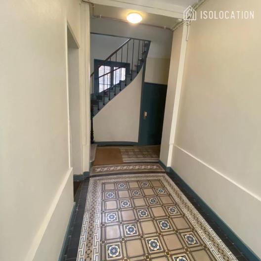 PARIS 18e·32m²·Appartement·Meublé[Location à Paris France]