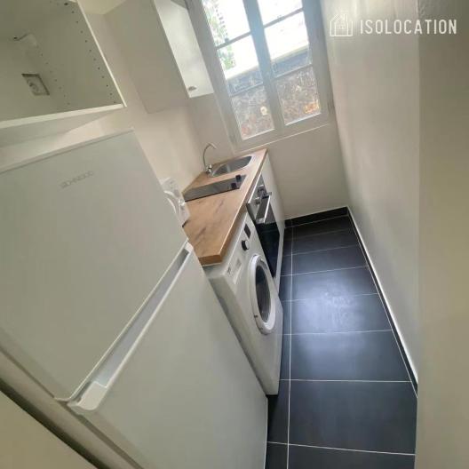 PARIS 18e·32m²·Appartement·Meublé[Location à Paris France]