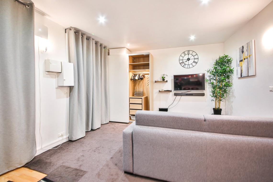 PARIS 11e·24m²·studio·Fully furnished[Paris Rental]