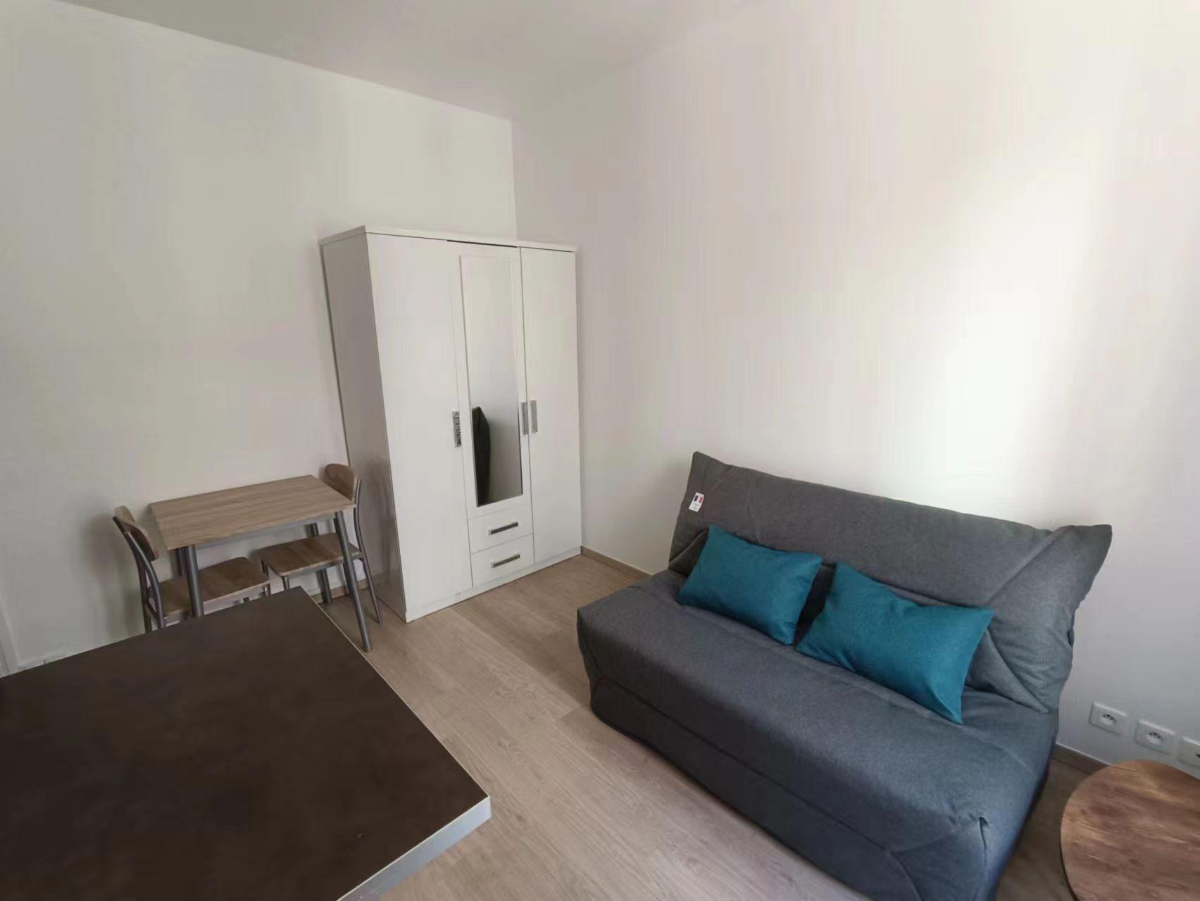 PARIS 20e·17m²·studio·With furniture·Long-term only[Paris Rental]