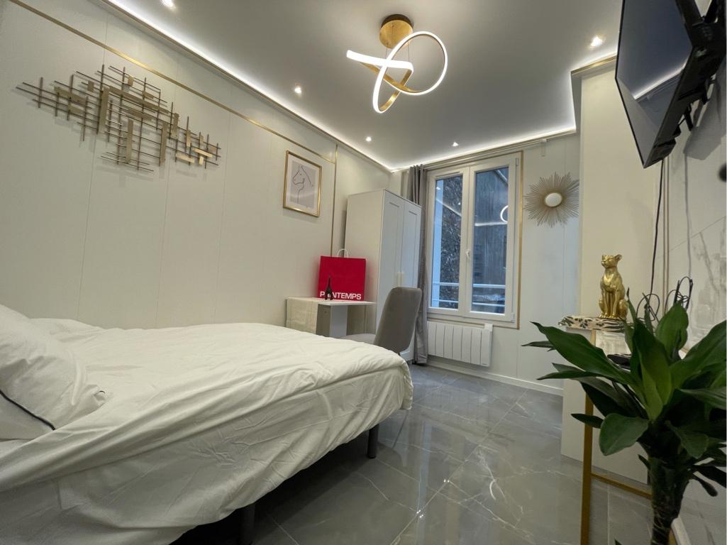 PARIS 9지역·18m²·studio·가구[프랑스 부동산,프랑스 아파트 매매,파리 집 구하기,프랑스 임대 부동산,프랑스 부동산 투자,프랑스 아파트 임대 방법,파리 집 계약 절차,프랑스 부동산 세금 정보,프랑스 부동산 중개인 추천,프랑스 주택 임대 시세,프랑스 주택 관리 서비스,프랑스 아파트 월세,프랑스 단기 임대,파리 집 임대,프랑스 월세 계약,프랑스 월세 시세,파리 임대 집 추천,프랑스 임대,프랑스 월세 ,프랑스 부동산 임대 서비스,프랑스 부동산 중개,프랑스 부동산 에이전시,파리 부동산 중개인,프랑스 부동산 매물,파리 부동산 에이전시 추천,파리 현지 부동산 상담,파리 부동산 거래 대행,프랑스 부동산 시세 조회,프랑스 부동산 서비스,파리 부동산 에이전시,프랑스 부동산 전문가,프랑스 부동산 거래 팁,프랑스 주택 중개 플랫폼,파리 유학생 ,프랑스 유학 집 구하기,파리 학생 기숙사 임대,프랑스 유학생 월세 아파트,프랑스 유학 임대 계약,파리 유학 생활 집 구하기,프랑스 유학생 쉐어하우스,프랑스 가족용 주택 매매,파리 가족 아파트 임대,프랑스 어린이 학교 근처 집,프랑스 이민 주택 ,맞춤형 부동산 서비스,파리 단기 임대 아파트,프랑스 출장용 주택,파리 월 단위 임대]