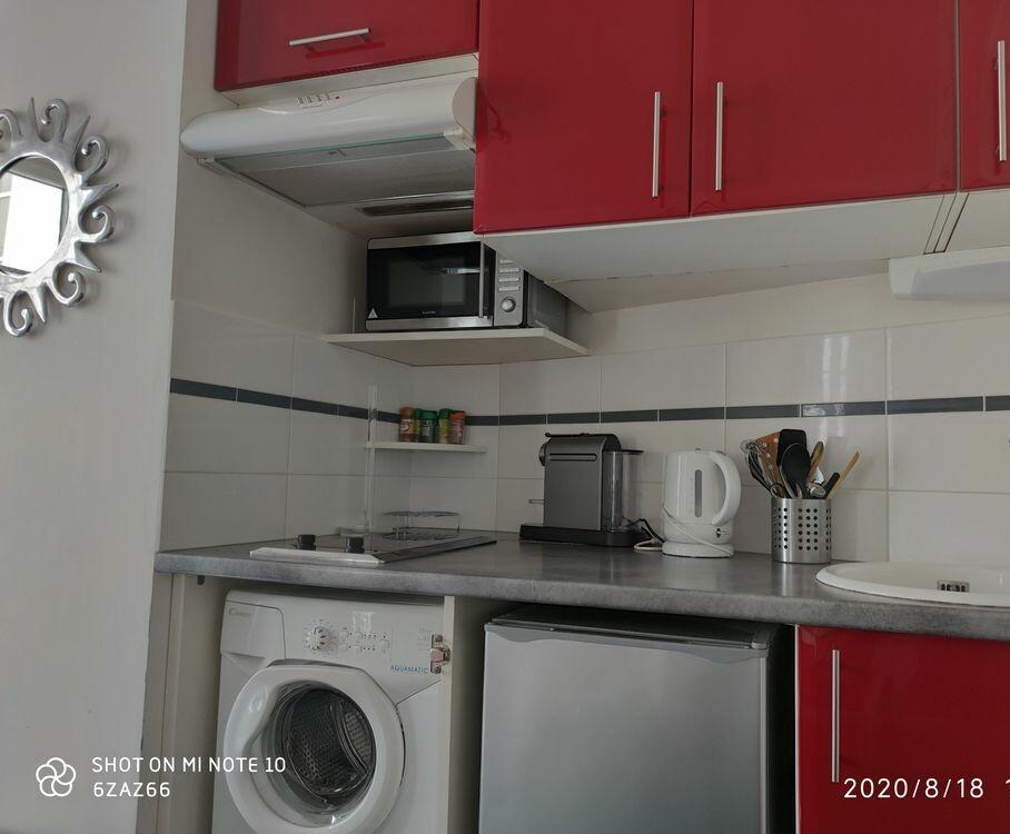 PARIS 1지역·20m²·studio·가구·장기만 가능[프랑스 부동산,프랑스 아파트 매매,파리 집 구하기,프랑스 임대 부동산,프랑스 부동산 투자,프랑스 아파트 임대 방법,파리 집 계약 절차,프랑스 부동산 세금 정보,프랑스 부동산 중개인 추천,프랑스 주택 임대 시세,프랑스 주택 관리 서비스,프랑스 아파트 월세,프랑스 단기 임대,파리 집 임대,프랑스 월세 계약,프랑스 월세 시세,파리 임대 집 추천,프랑스 임대,프랑스 월세 ,프랑스 부동산 임대 서비스,프랑스 부동산 중개,프랑스 부동산 에이전시,파리 부동산 중개인,프랑스 부동산 매물,파리 부동산 에이전시 추천,파리 현지 부동산 상담,파리 부동산 거래 대행,프랑스 부동산 시세 조회,프랑스 부동산 서비스,파리 부동산 에이전시,프랑스 부동산 전문가,프랑스 부동산 거래 팁,프랑스 주택 중개 플랫폼,파리 유학생 ,프랑스 유학 집 구하기,파리 학생 기숙사 임대,프랑스 유학생 월세 아파트,프랑스 유학 임대 계약,파리 유학 생활 집 구하기,프랑스 유학생 쉐어하우스,프랑스 가족용 주택 매매,파리 가족 아파트 임대,프랑스 어린이 학교 근처 집,프랑스 이민 주택 ,맞춤형 부동산 서비스,파리 단기 임대 아파트,프랑스 출장용 주택,파리 월 단위 임대]