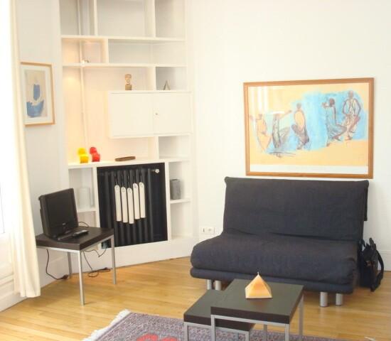 PARIS 17지역·27m²·studio·가구·장기만 가능[프랑스 부동산,프랑스 아파트 매매,파리 집 구하기,프랑스 임대 부동산,프랑스 부동산 투자,프랑스 아파트 임대 방법,파리 집 계약 절차,프랑스 부동산 세금 정보,프랑스 부동산 중개인 추천,프랑스 주택 임대 시세,프랑스 주택 관리 서비스,프랑스 아파트 월세,프랑스 단기 임대,파리 집 임대,프랑스 월세 계약,프랑스 월세 시세,파리 임대 집 추천,프랑스 임대,프랑스 월세 ,프랑스 부동산 임대 서비스,프랑스 부동산 중개,프랑스 부동산 에이전시,파리 부동산 중개인,프랑스 부동산 매물,파리 부동산 에이전시 추천,파리 현지 부동산 상담,파리 부동산 거래 대행,프랑스 부동산 시세 조회,프랑스 부동산 서비스,파리 부동산 에이전시,프랑스 부동산 전문가,프랑스 부동산 거래 팁,프랑스 주택 중개 플랫폼,파리 유학생 ,프랑스 유학 집 구하기,파리 학생 기숙사 임대,프랑스 유학생 월세 아파트,프랑스 유학 임대 계약,파리 유학 생활 집 구하기,프랑스 유학생 쉐어하우스,프랑스 가족용 주택 매매,파리 가족 아파트 임대,프랑스 어린이 학교 근처 집,프랑스 이민 주택 ,맞춤형 부동산 서비스,파리 단기 임대 아파트,프랑스 출장용 주택,파리 월 단위 임대]