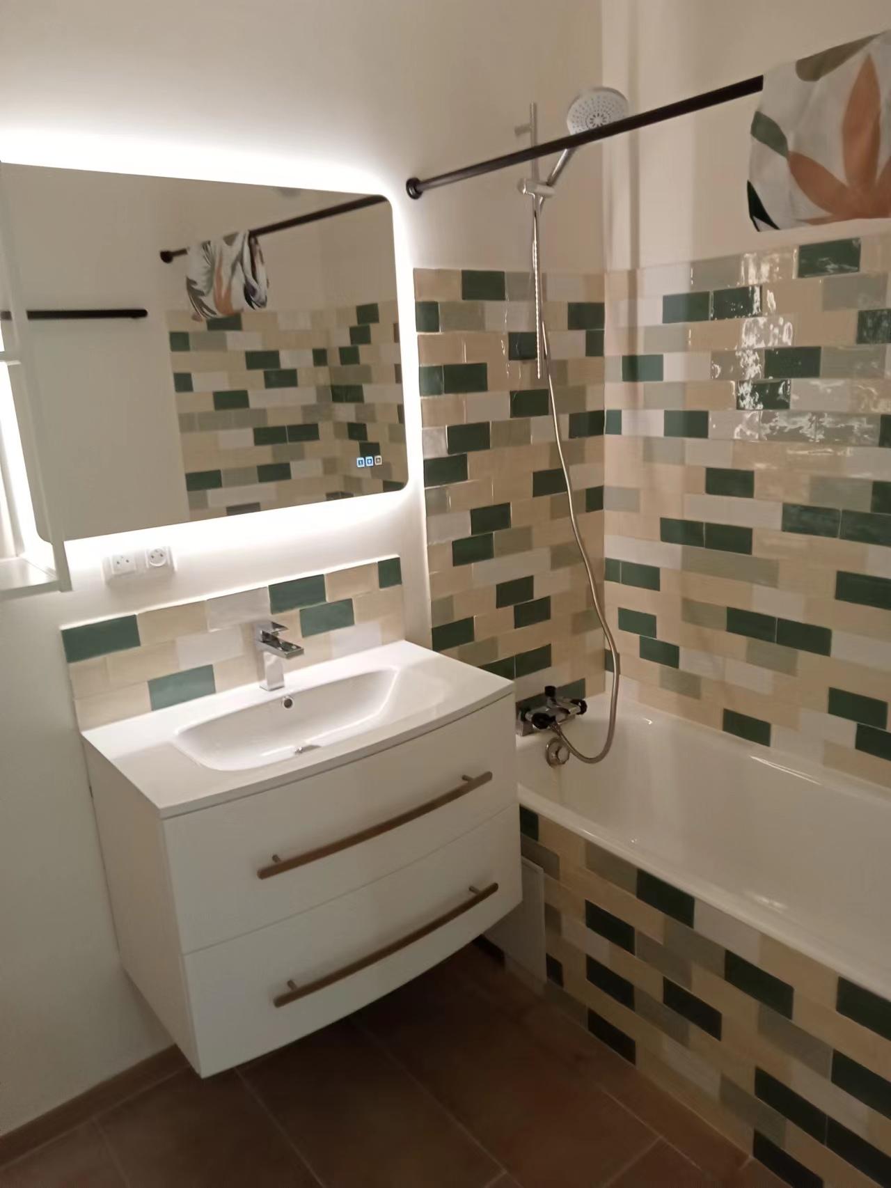 PARIS 20区·48平·公寓·家具齐全[法国巴黎租房]