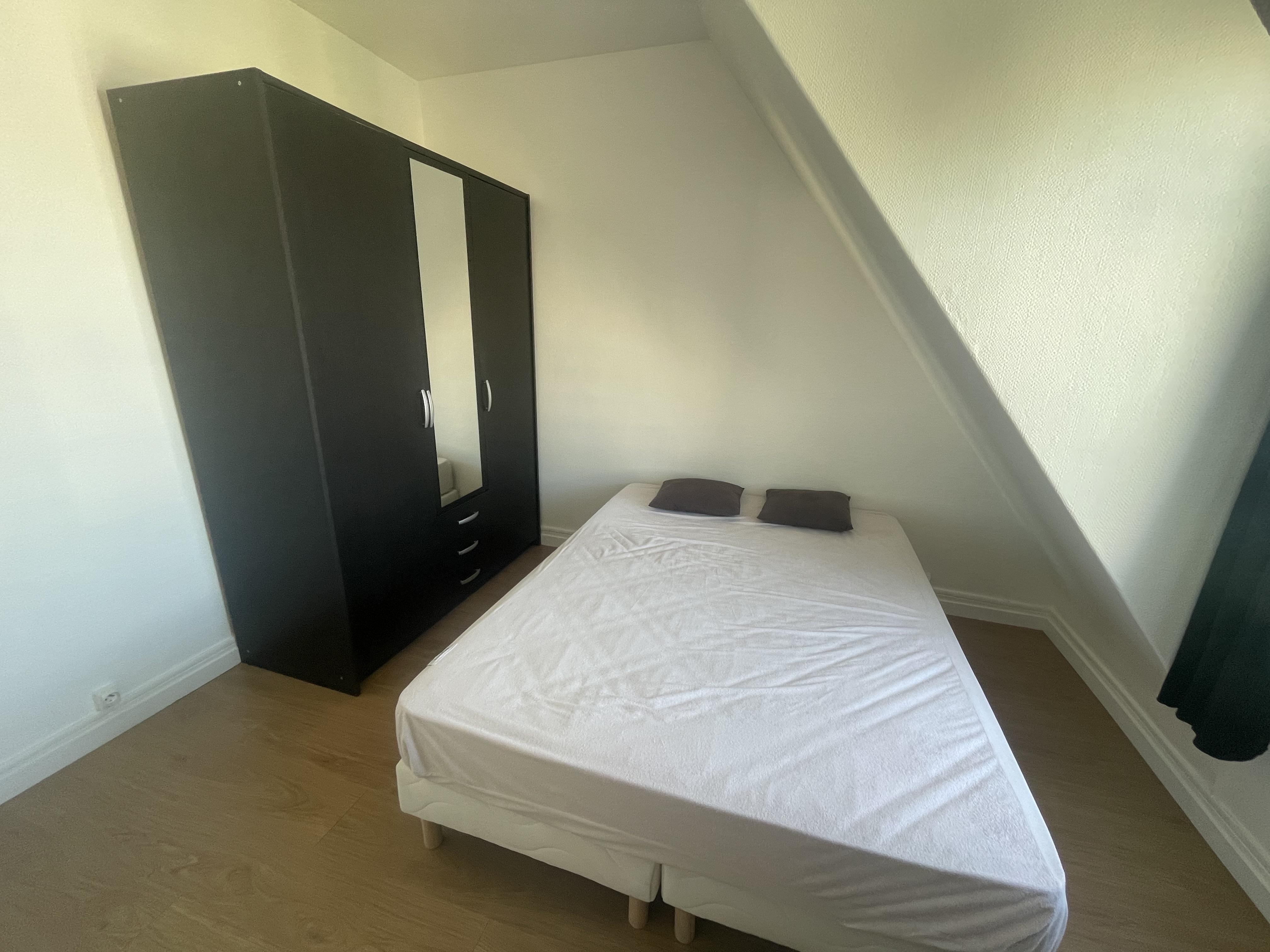 PARIS 16e·27m²·Appartement·Meublé[Location à Paris France]