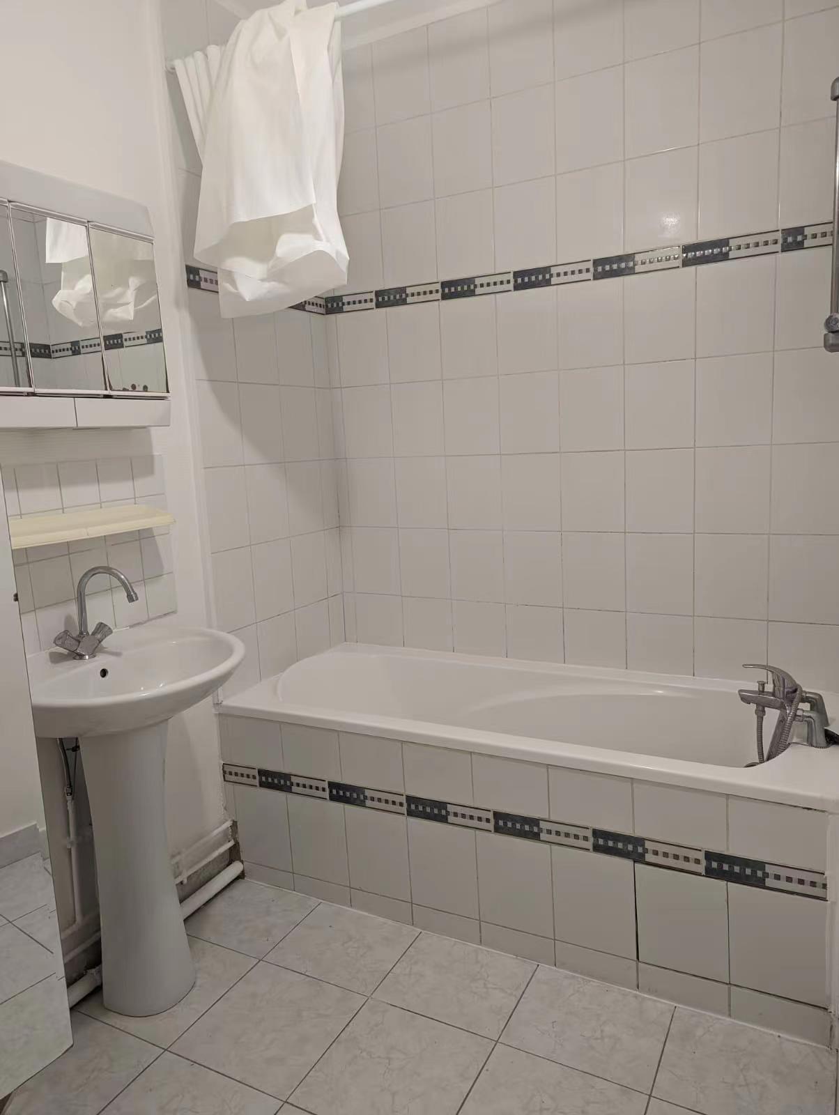 PARIS 10区·40平·公寓·无家具[法国巴黎租房]