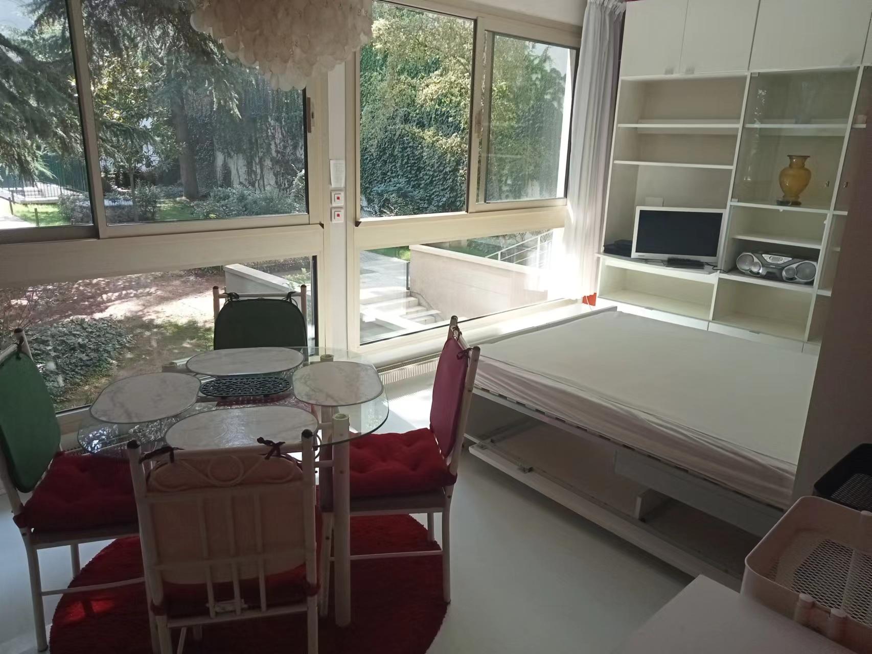 PARIS 6e·30m²·Studio·Entièrement équipé[Location à Paris France]