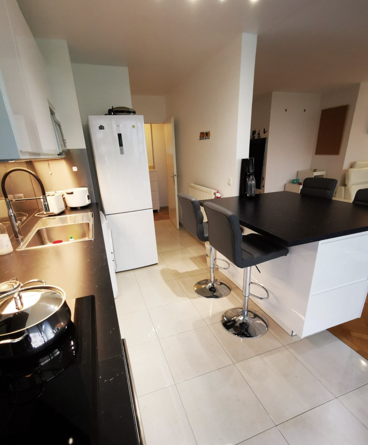 Courbevoie 92e·72m²·Appartement·Meublé·A long terme uniquement[Location à Paris France]