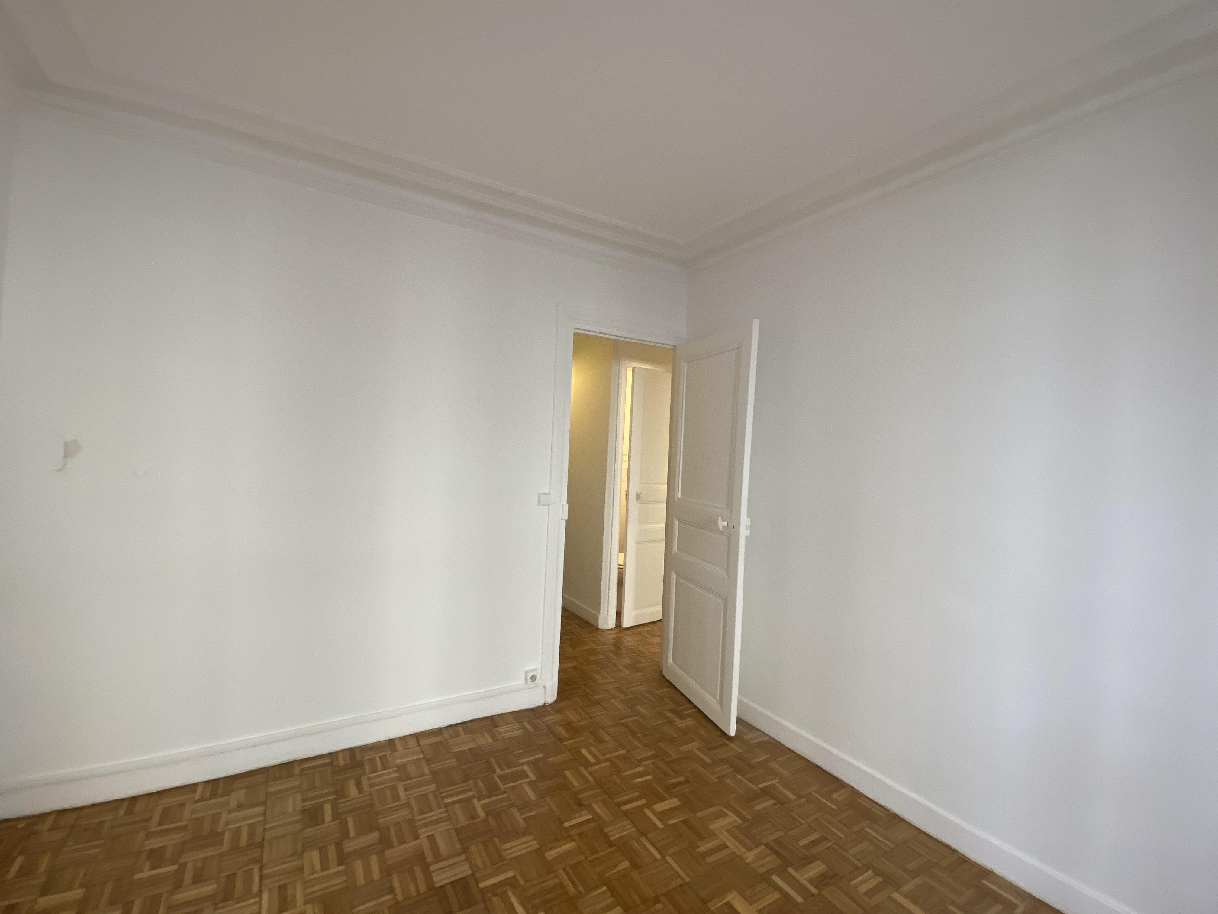 PARIS 10区·40平·公寓·无家具[法国巴黎租房]