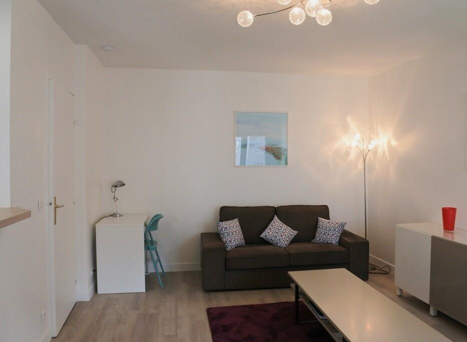 Courbevoie 92지역·49m²·아파트·가구[프랑스 파리 아파트 임대]