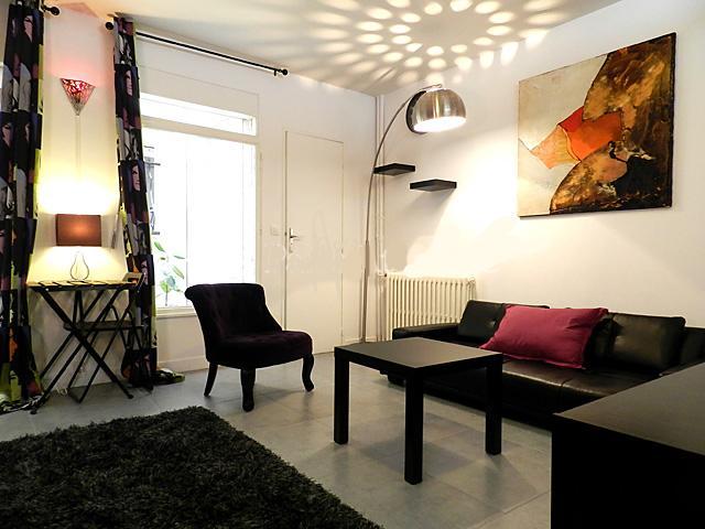 PARIS 10e·25m²·studio·Fully furnished[Paris Rental]