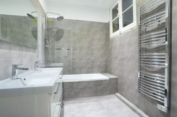 PARIS 8e·138.56m²·Appartement·Non meublé[Location à Paris France]