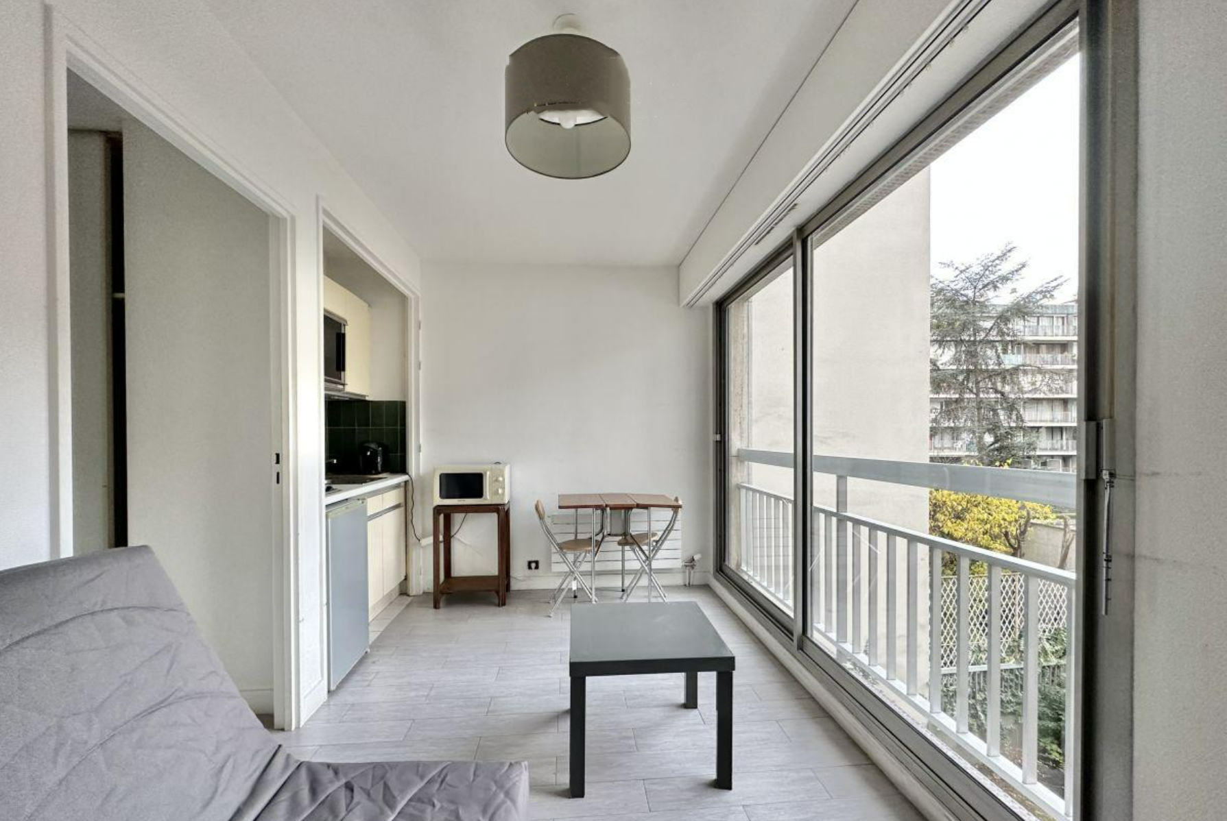 PARIS 15e·17m²·Appartement·Meublé[Location à Paris France]