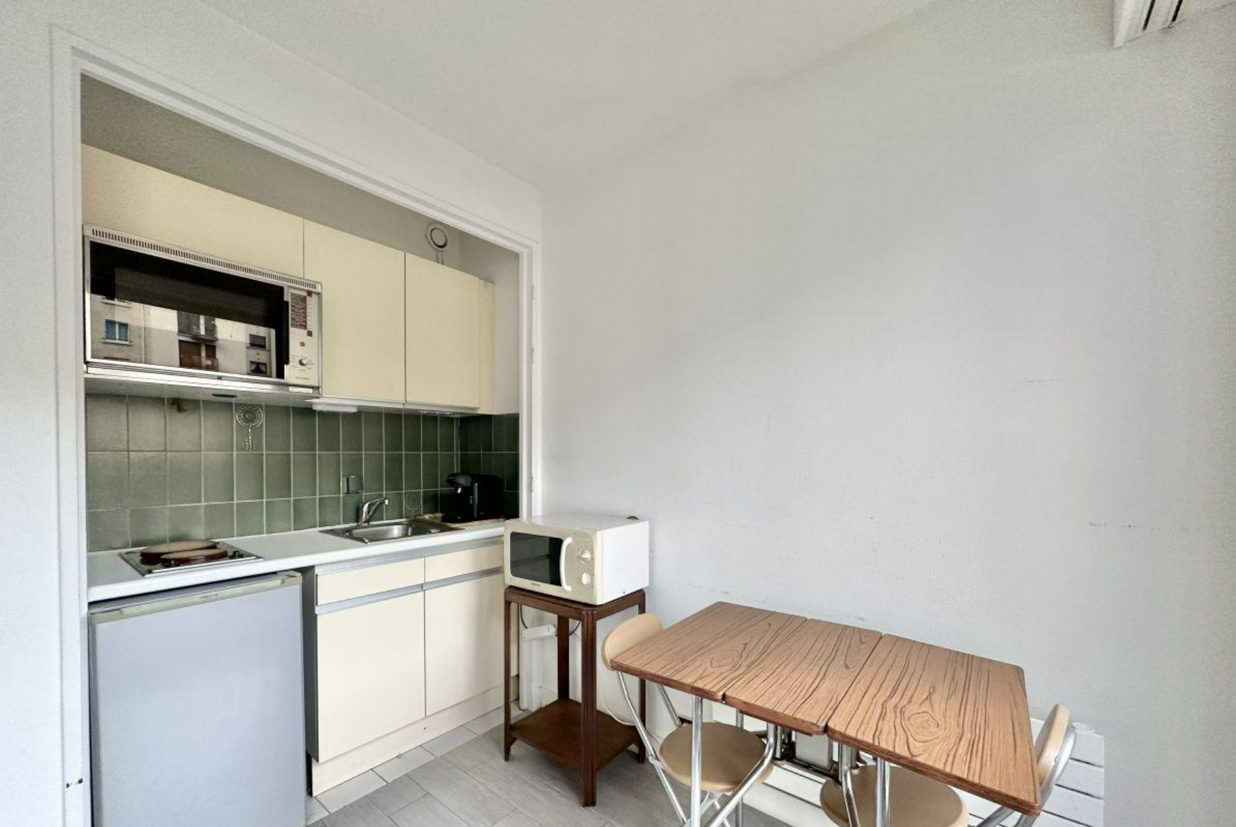 PARIS 15e·17m²·Appartement·Meublé[Location à Paris France]