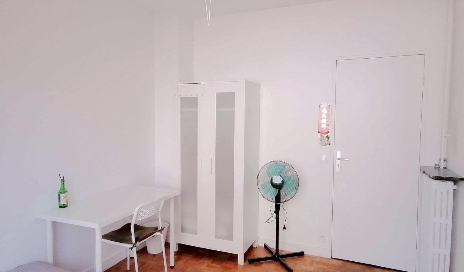 Vanves 92e·12m²·apartment·With furniture[Paris Rental]