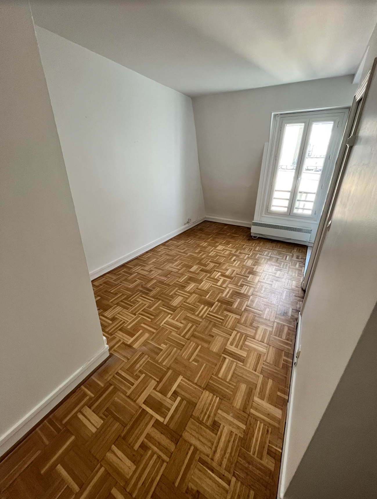 PARIS 17e·17m²·Studio·Non meublé[Location à Paris France]