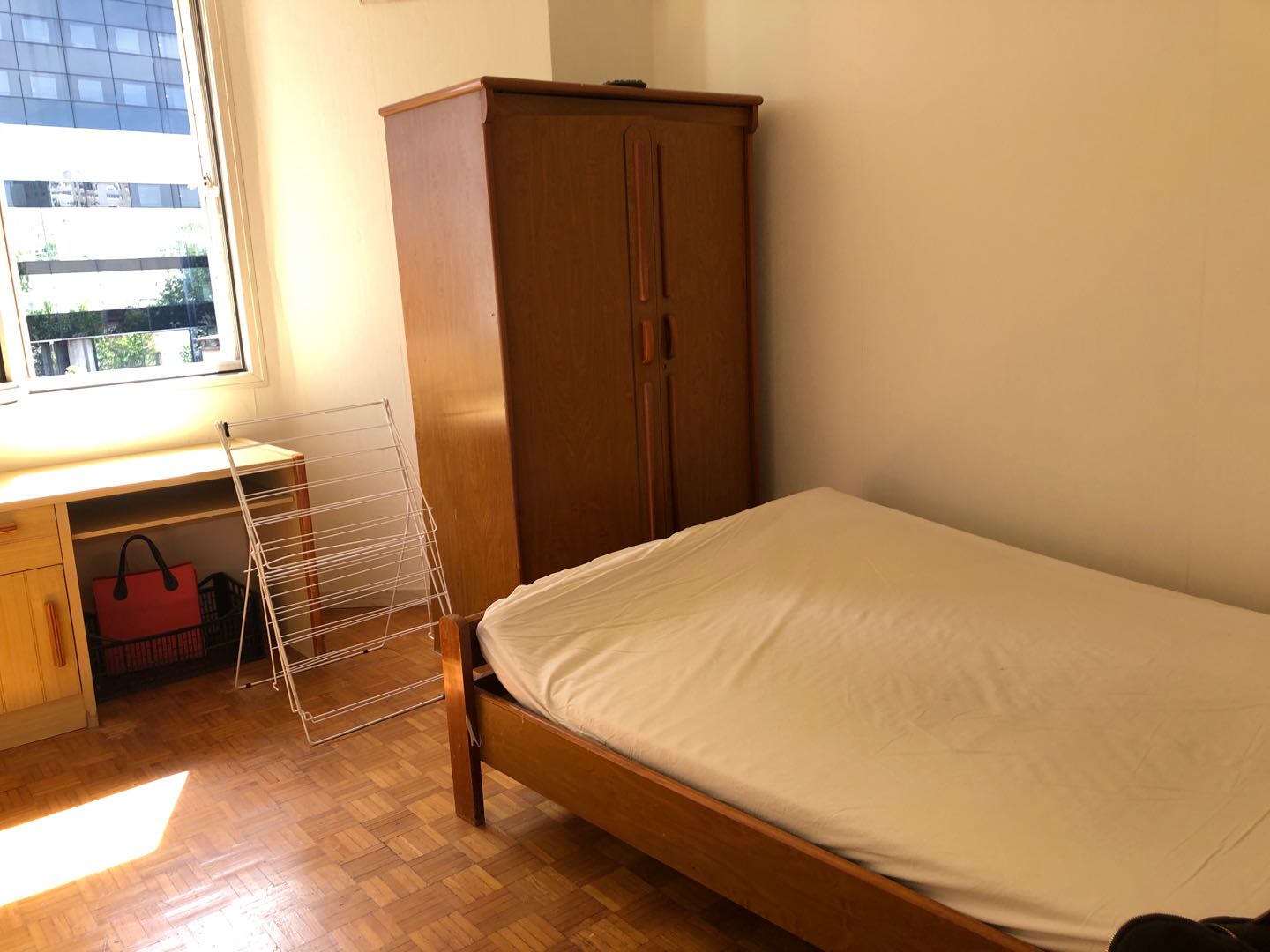 Puteaux 92지역·12m²·아파트·가구·장기만 가능[프랑스 부동산,프랑스 아파트 매매,파리 집 구하기,프랑스 임대 부동산,프랑스 부동산 투자,프랑스 아파트 임대 방법,파리 집 계약 절차,프랑스 부동산 세금 정보,프랑스 부동산 중개인 추천,프랑스 주택 임대 시세,프랑스 주택 관리 서비스,프랑스 아파트 월세,프랑스 단기 임대,파리 집 임대,프랑스 월세 계약,프랑스 월세 시세,파리 임대 집 추천,프랑스 임대,프랑스 월세 ,프랑스 부동산 임대 서비스,프랑스 부동산 중개,프랑스 부동산 에이전시,파리 부동산 중개인,프랑스 부동산 매물,파리 부동산 에이전시 추천,파리 현지 부동산 상담,파리 부동산 거래 대행,프랑스 부동산 시세 조회,프랑스 부동산 서비스,파리 부동산 에이전시,프랑스 부동산 전문가,프랑스 부동산 거래 팁,프랑스 주택 중개 플랫폼,파리 유학생 ,프랑스 유학 집 구하기,파리 학생 기숙사 임대,프랑스 유학생 월세 아파트,프랑스 유학 임대 계약,파리 유학 생활 집 구하기,프랑스 유학생 쉐어하우스,프랑스 가족용 주택 매매,파리 가족 아파트 임대,프랑스 어린이 학교 근처 집,프랑스 이민 주택 ,맞춤형 부동산 서비스,파리 단기 임대 아파트,프랑스 출장용 주택,파리 월 단위 임대]
