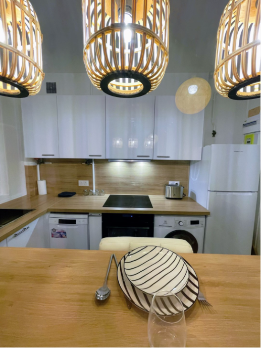 PARIS 17지역·29m²·studio·가구[프랑스 부동산,프랑스 아파트 매매,파리 집 구하기,프랑스 임대 부동산,프랑스 부동산 투자,프랑스 아파트 임대 방법,파리 집 계약 절차,프랑스 부동산 세금 정보,프랑스 부동산 중개인 추천,프랑스 주택 임대 시세,프랑스 주택 관리 서비스,프랑스 아파트 월세,프랑스 단기 임대,파리 집 임대,프랑스 월세 계약,프랑스 월세 시세,파리 임대 집 추천,프랑스 임대,프랑스 월세 ,프랑스 부동산 임대 서비스,프랑스 부동산 중개,프랑스 부동산 에이전시,파리 부동산 중개인,프랑스 부동산 매물,파리 부동산 에이전시 추천,파리 현지 부동산 상담,파리 부동산 거래 대행,프랑스 부동산 시세 조회,프랑스 부동산 서비스,파리 부동산 에이전시,프랑스 부동산 전문가,프랑스 부동산 거래 팁,프랑스 주택 중개 플랫폼,파리 유학생 ,프랑스 유학 집 구하기,파리 학생 기숙사 임대,프랑스 유학생 월세 아파트,프랑스 유학 임대 계약,파리 유학 생활 집 구하기,프랑스 유학생 쉐어하우스,프랑스 가족용 주택 매매,파리 가족 아파트 임대,프랑스 어린이 학교 근처 집,프랑스 이민 주택 ,맞춤형 부동산 서비스,파리 단기 임대 아파트,프랑스 출장용 주택,파리 월 단위 임대]