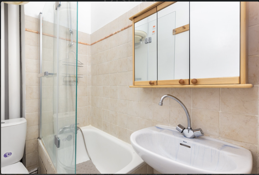 PARIS 4e·17m²·studio·With furniture[Paris Rental]