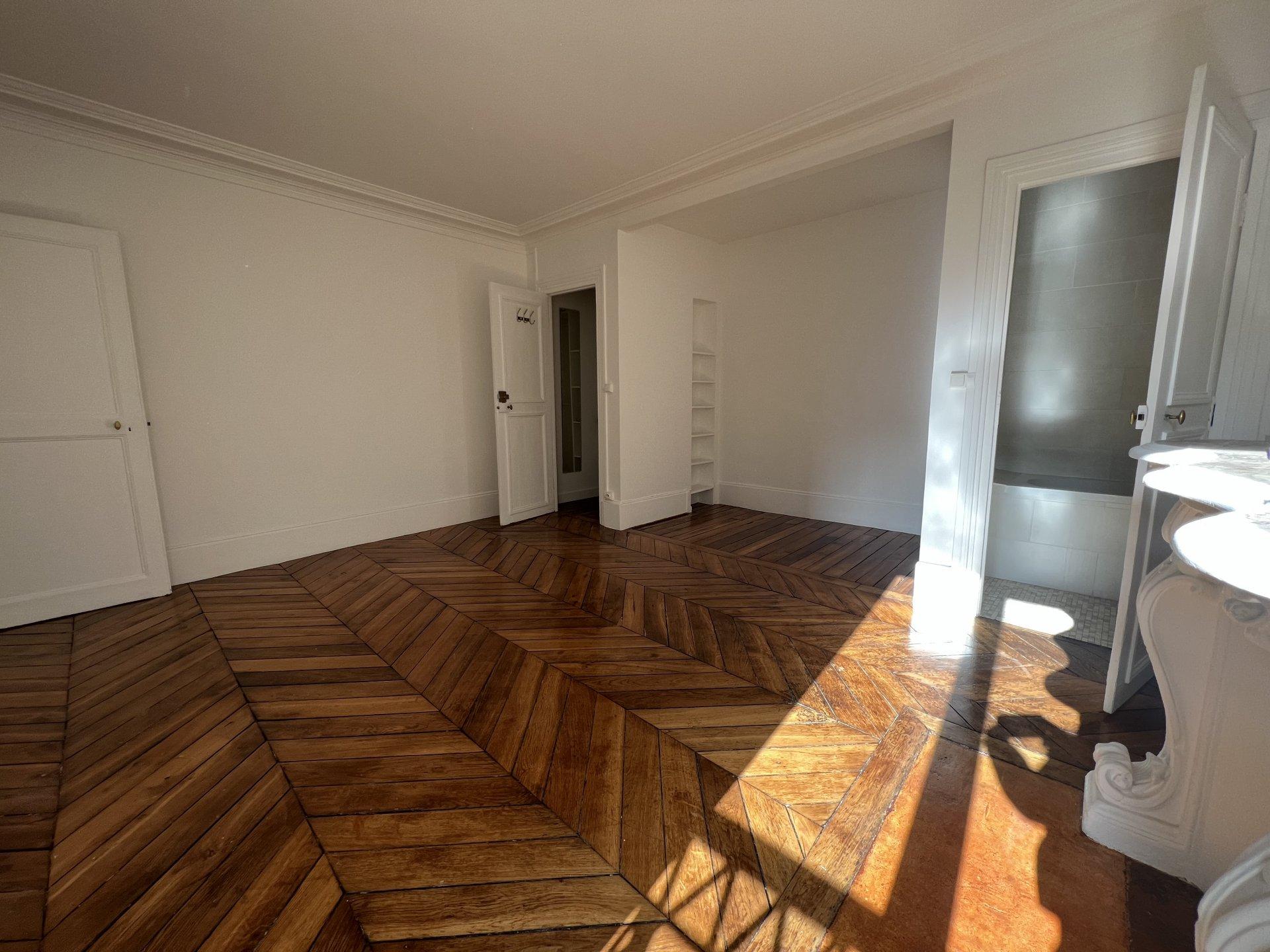 PARIS 6e·35m²·studio·No furniture[Paris Rental]