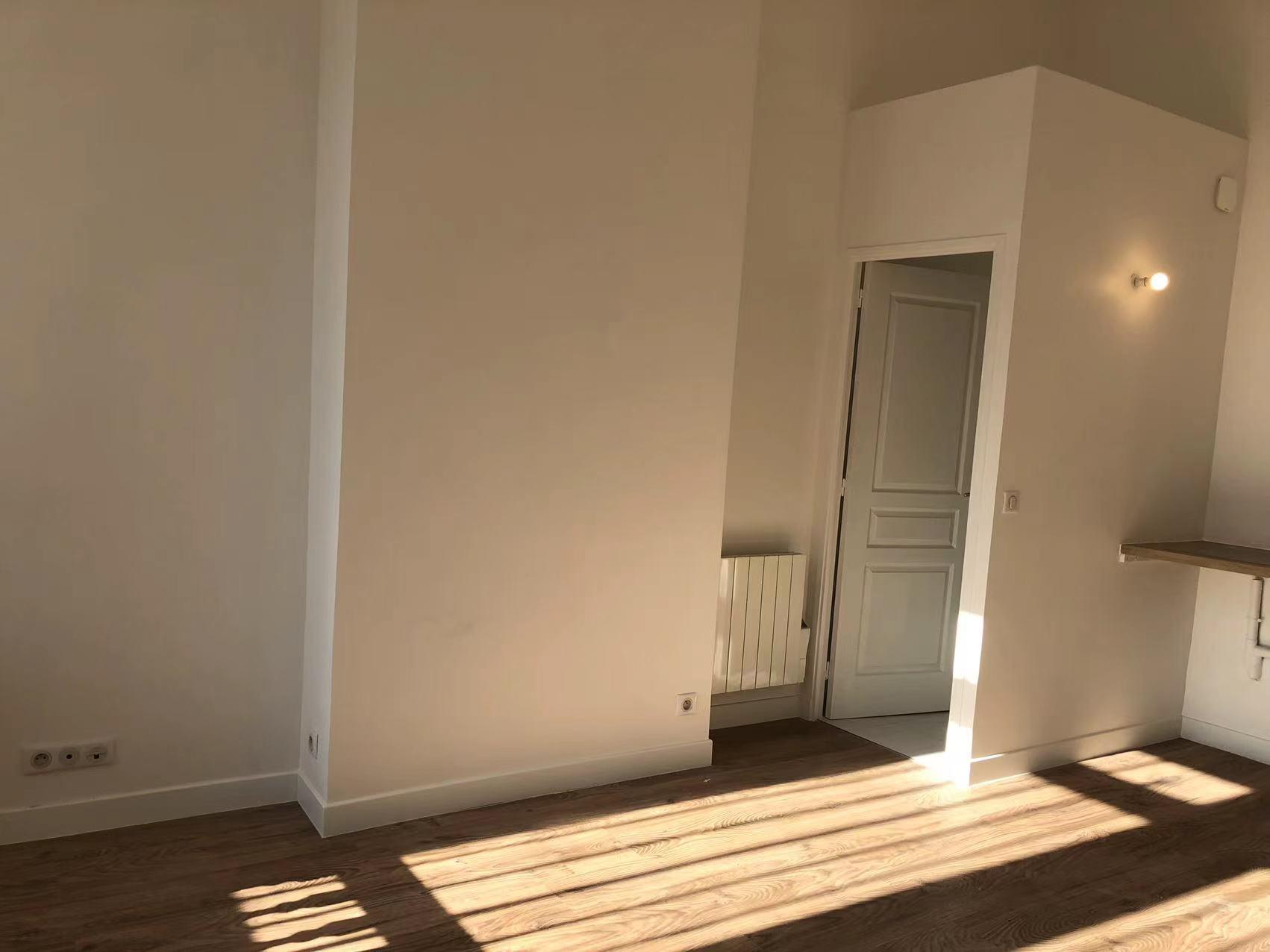 PARIS 6e·42m²·Appartement·Non meublé[Location à Paris France]