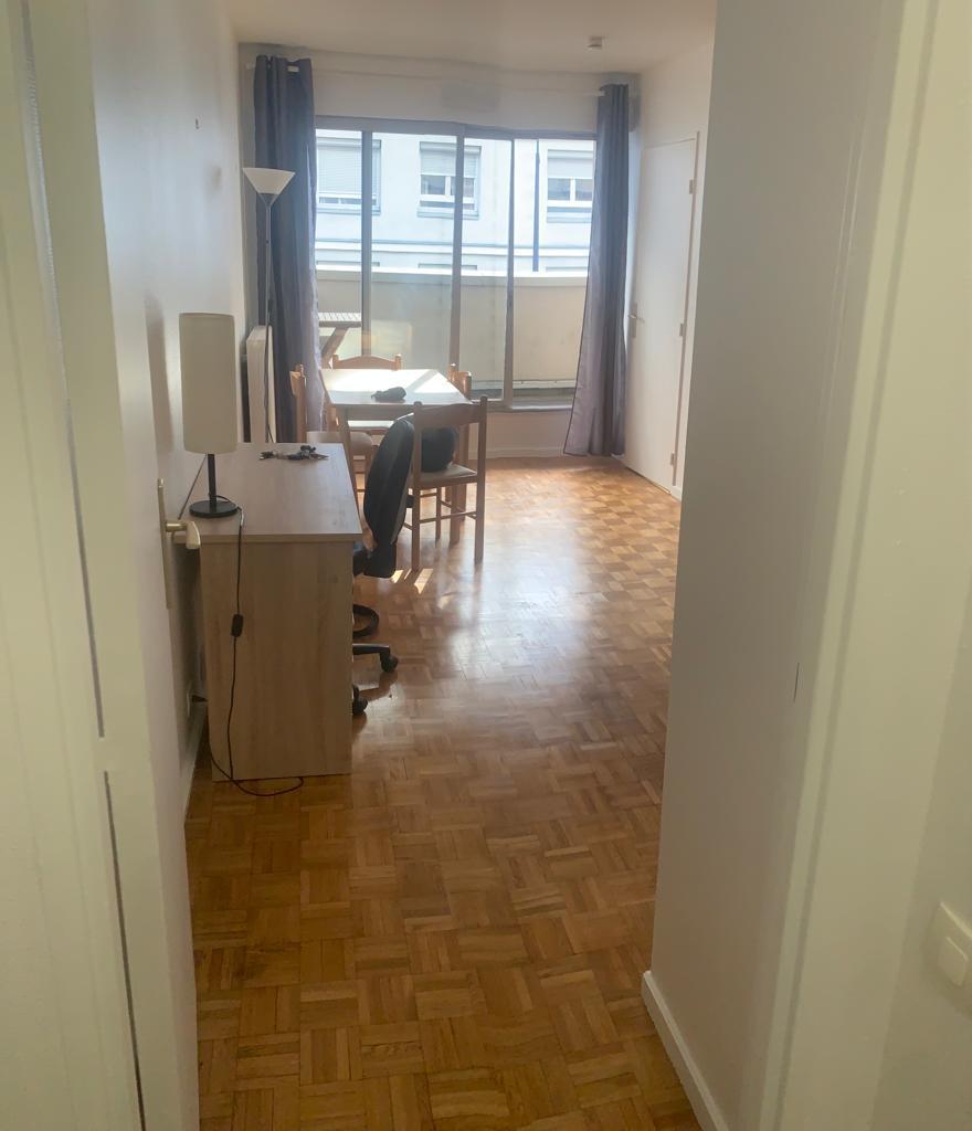 PARIS 18e·32m²·studio·Fully furnished[Paris Rental]