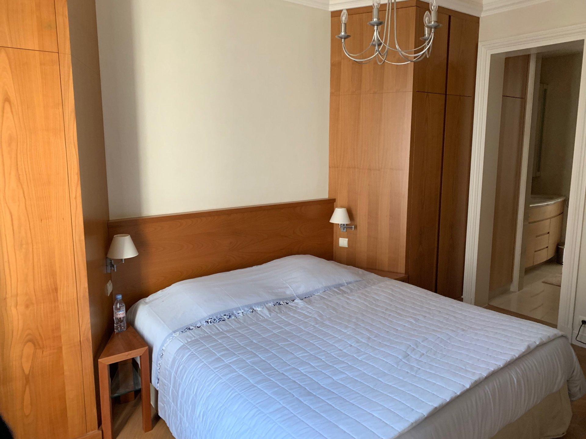 PARIS 6e·80m²·apartment·Fully furnished[Paris Rental]