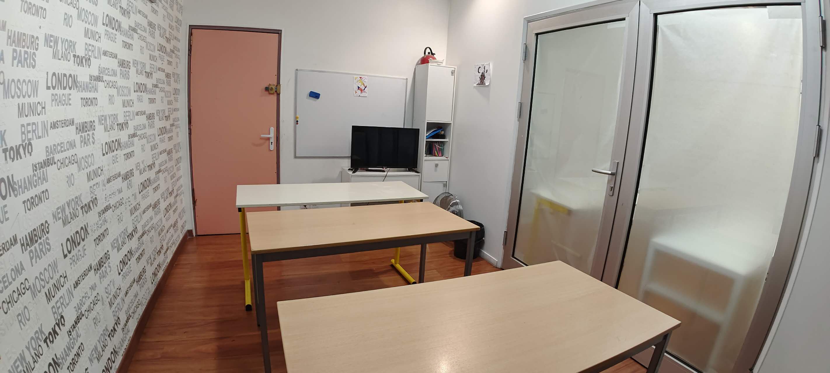 Aubervilliers 93区·15平·有家具·仅短租[法国巴黎租房]