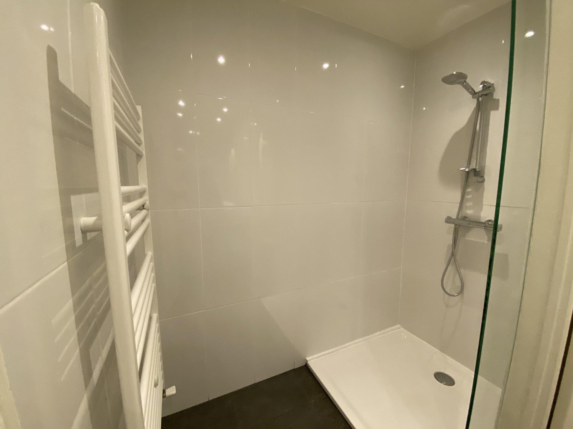 PARIS 4e·40m²·studio·With furniture[Paris Rental]