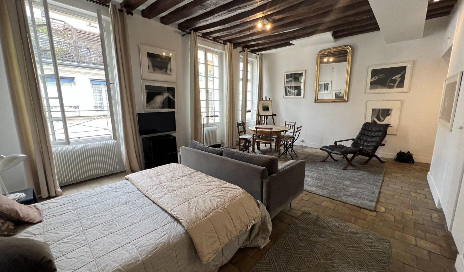 PARIS 4e·40m²·studio·With furniture[Paris Rental]