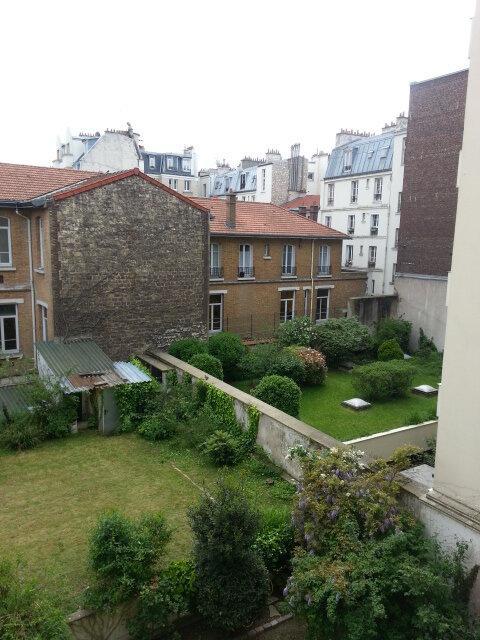 PARIS 18e·27m²·studio·With furniture[Paris Rental]