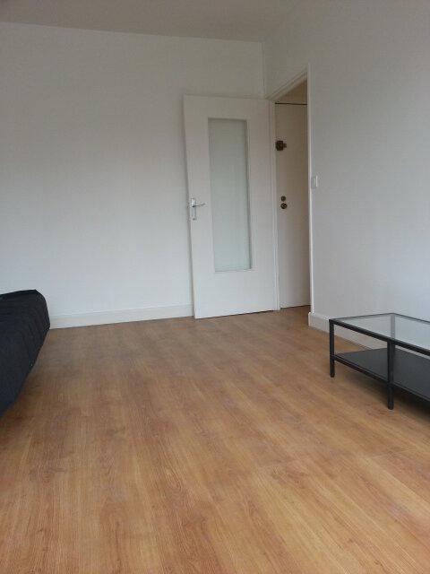 PARIS 18e·27m²·studio·With furniture[Paris Rental]