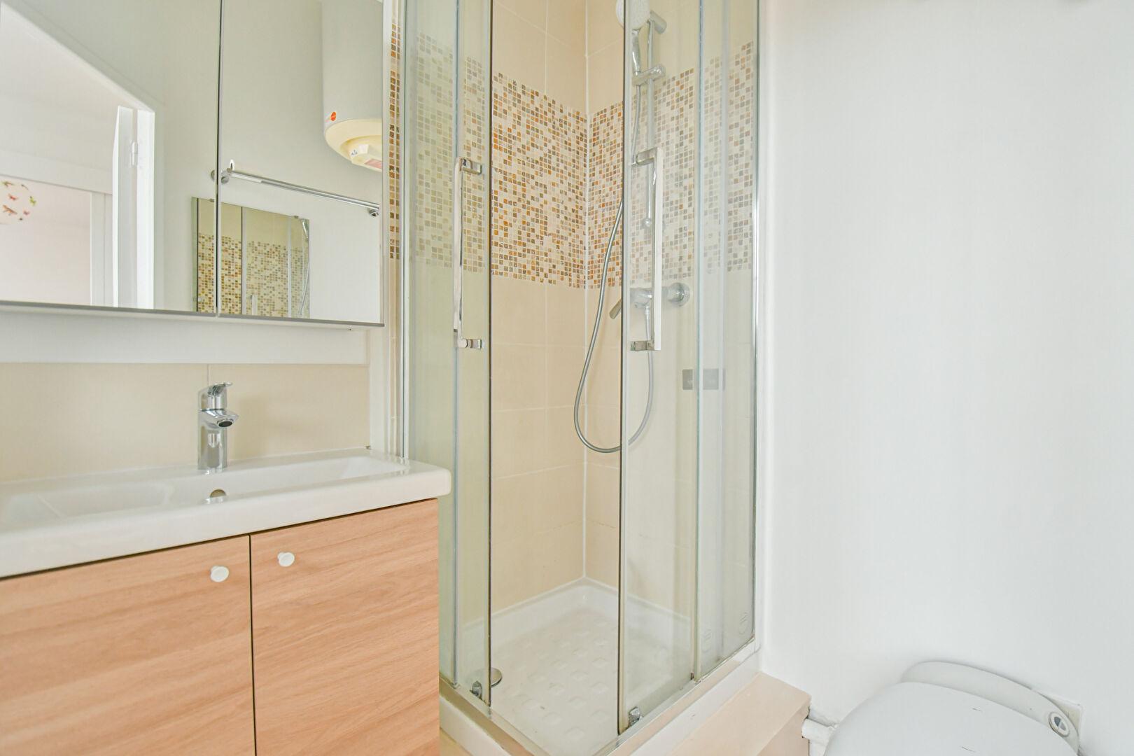 PARIS 15e·22m²·studio·With furniture[Paris Rental]