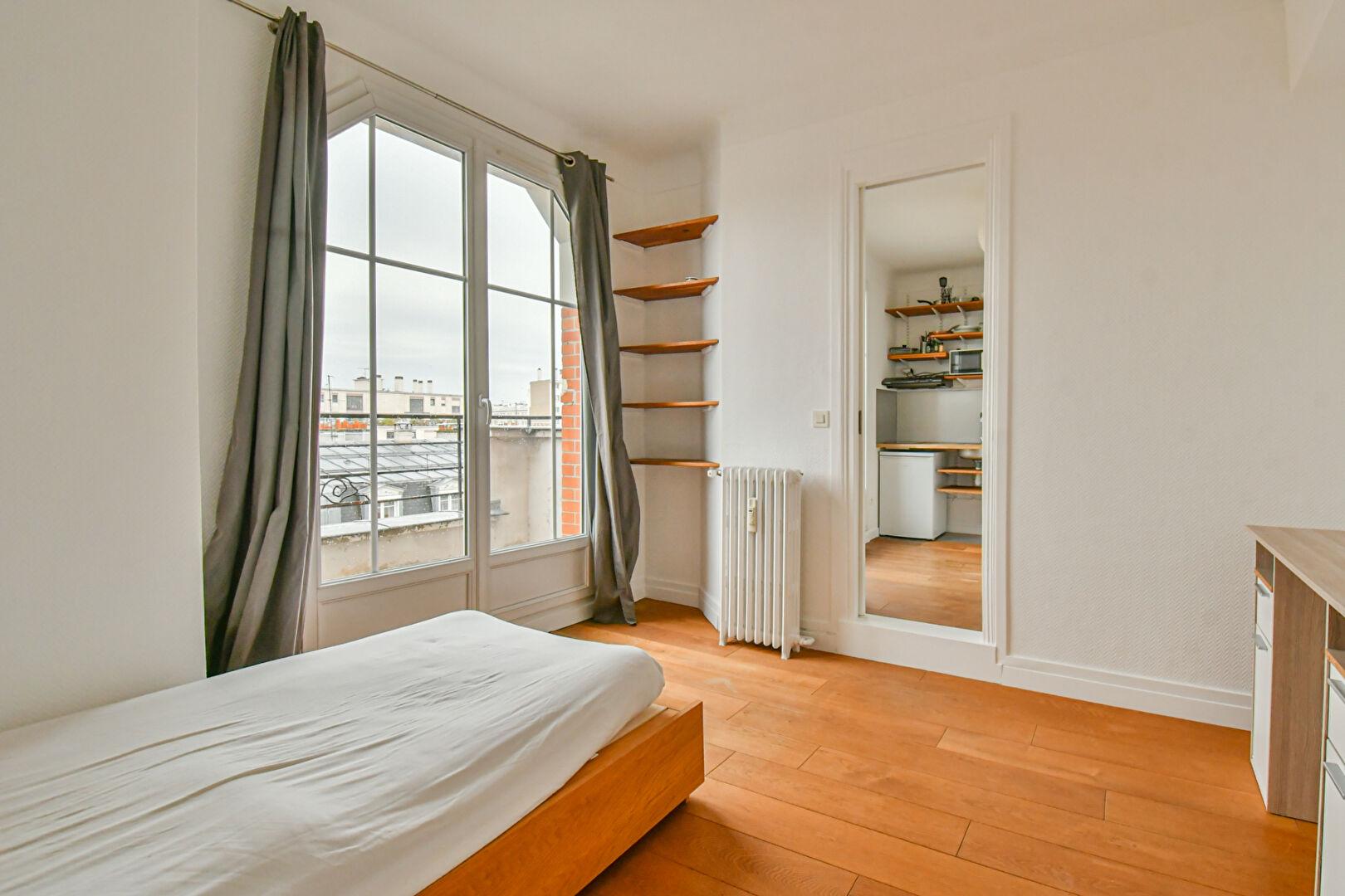PARIS 15e·22m²·studio·With furniture[Paris Rental]