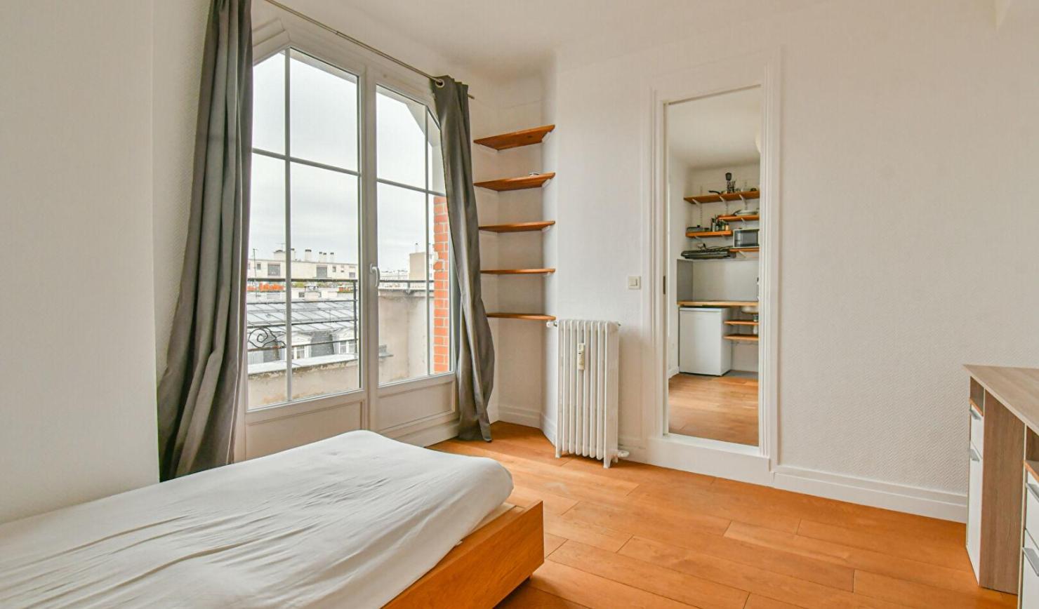 PARIS 15e·22m²·studio·With furniture[Paris Rental]