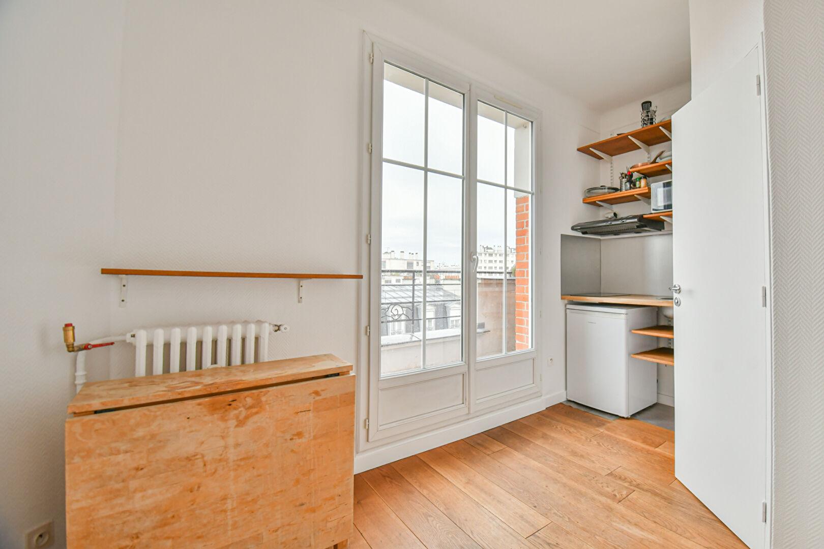 PARIS 15e·22m²·studio·With furniture[Paris Rental]