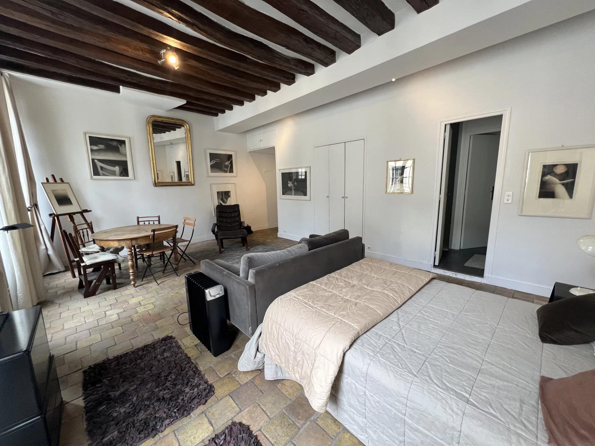 PARIS 4e·40m²·studio·With furniture[Paris Rental]