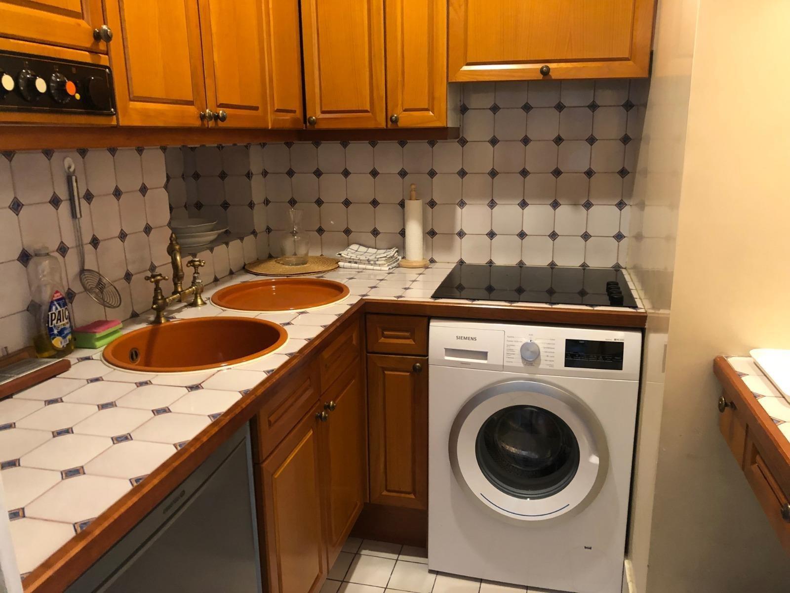PARIS 4e·40m²·studio·With furniture[Paris Rental]
