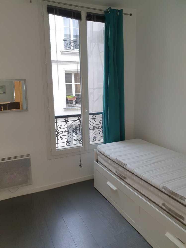 PARIS 18e·18m²·studio·With furniture[Paris Rental]