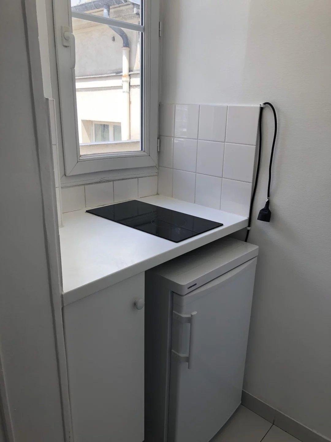 PARIS 6e·21m²·studio·No furniture[Paris Rental]