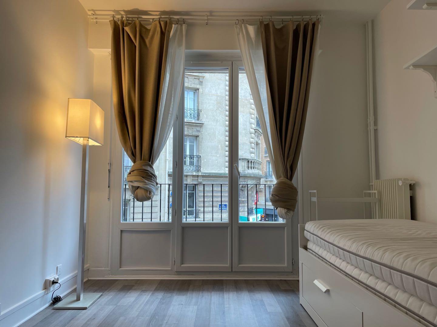 PARIS 15e·19m²·studio·With furniture[Paris Rental]