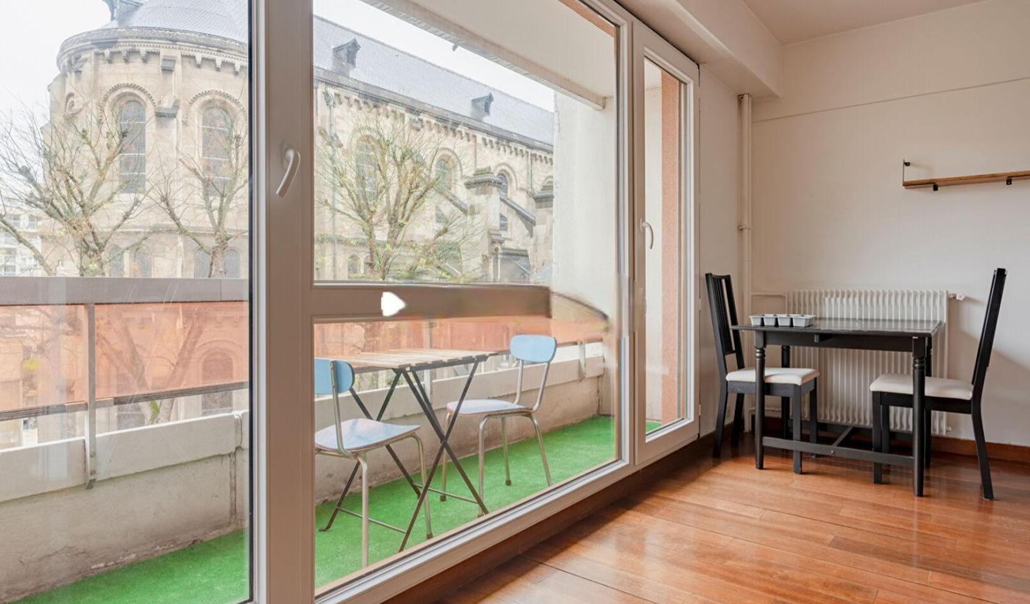 PARIS 11e·30m²·studio·With furniture[Paris Rental]