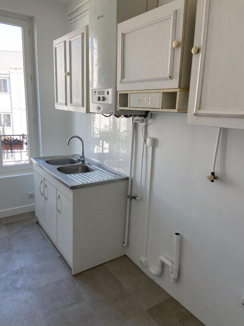 Courbevoie 92지역·38m²·아파트·가구 없음[프랑스 부동산,프랑스 아파트 매매,파리 집 구하기,프랑스 임대 부동산,프랑스 부동산 투자,프랑스 아파트 임대 방법,파리 집 계약 절차,프랑스 부동산 세금 정보,프랑스 부동산 중개인 추천,프랑스 주택 임대 시세,프랑스 주택 관리 서비스,프랑스 아파트 월세,프랑스 단기 임대,파리 집 임대,프랑스 월세 계약,프랑스 월세 시세,파리 임대 집 추천,프랑스 임대,프랑스 월세 ,프랑스 부동산 임대 서비스,프랑스 부동산 중개,프랑스 부동산 에이전시,파리 부동산 중개인,프랑스 부동산 매물,파리 부동산 에이전시 추천,파리 현지 부동산 상담,파리 부동산 거래 대행,프랑스 부동산 시세 조회,프랑스 부동산 서비스,파리 부동산 에이전시,프랑스 부동산 전문가,프랑스 부동산 거래 팁,프랑스 주택 중개 플랫폼,파리 유학생 ,프랑스 유학 집 구하기,파리 학생 기숙사 임대,프랑스 유학생 월세 아파트,프랑스 유학 임대 계약,파리 유학 생활 집 구하기,프랑스 유학생 쉐어하우스,프랑스 가족용 주택 매매,파리 가족 아파트 임대,프랑스 어린이 학교 근처 집,프랑스 이민 주택 ,맞춤형 부동산 서비스,파리 단기 임대 아파트,프랑스 출장용 주택,파리 월 단위 임대]